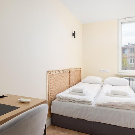 Rentplanet - Apartament Solec Warszawa Zewnętrze zdjęcie